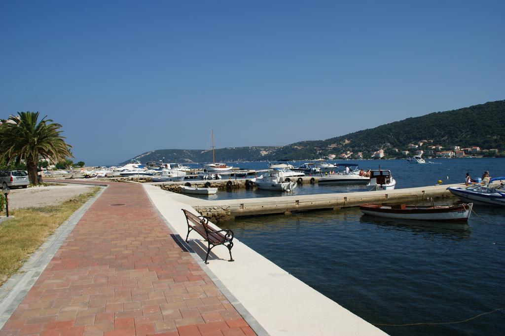 Superior Rooms Sea Side View ราบ ภายนอก รูปภาพ